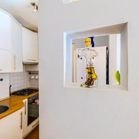 Apartment Zelazna Street