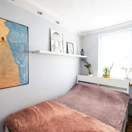 Apartment Zelazna Street *